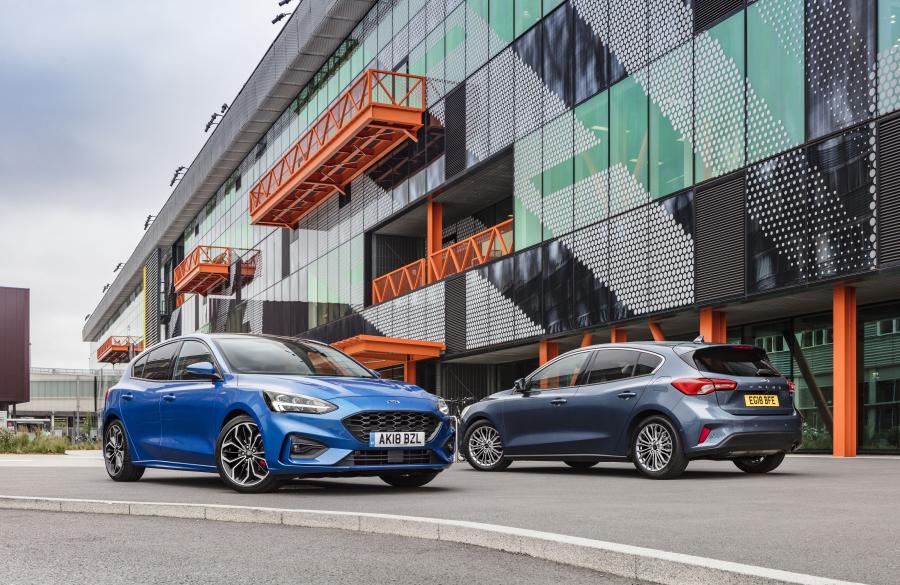  Ford Focus Titanium 2018 года  (UK) (фото 17 из 18)